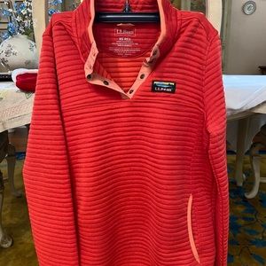 LL Bean air light knit pullover